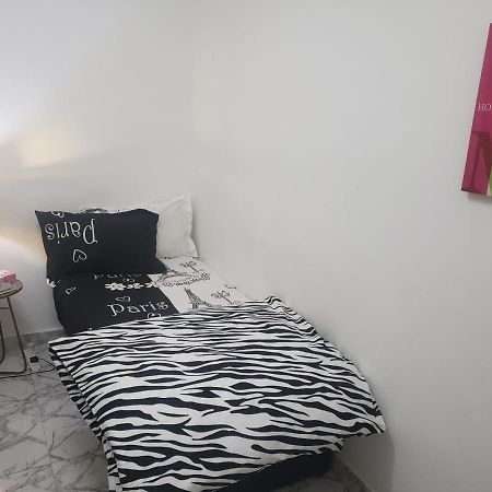 Apartament Comfy Zone Abu Zabi Zewnętrze zdjęcie